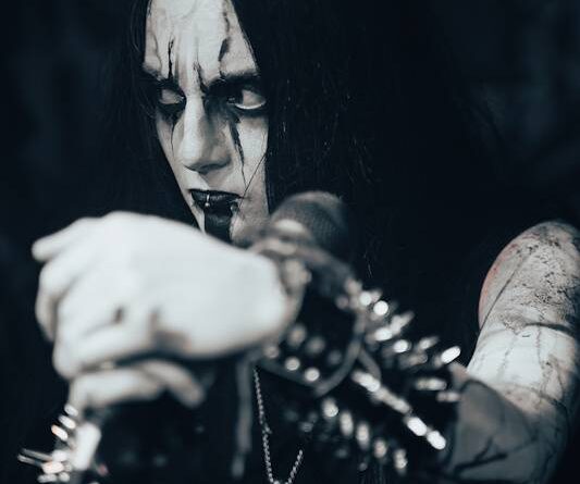 WOM Photo Report – Ominous Covenant @ Dark Clouds Over Camden IV (Retribution Alive) – The Dev, Londres – 06.02.26