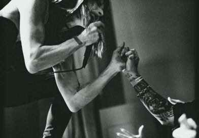 WOM Photo Report – IAMX @ ExtraMuralhas – Teatro José Lúcio da Silva, Leiria – 21.08.26